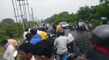 बिक्रम: भुसुला पुल पर अपराधियों ने एक व्यक्ति को गोली मारा,गोली लगे व्यक्ति की अभी पहचान नहीं हो पाई है#राहगीर के द्वारा मतद कि