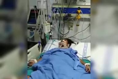 #हाथरस_गैंगरेप पीड़िता की दिल्ली के सफदरजंग अस्पताल में #मौत
"आज एक और #मनीषा जैसी देश की बेटी नहीं रही।
ॐ शांति 🙏