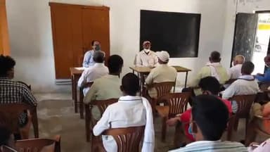 हर्रैया: संचारी रोग नियत्रंण को लेकर दुबाैलिया बीआरसी में बीईओ ने प्रधानाध्यापकों के साथ की बैठक #बीईओ