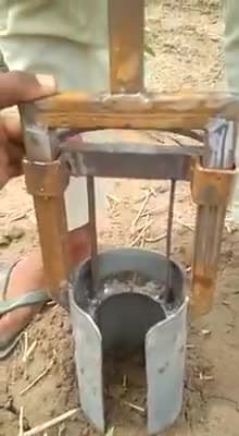 #लोकल_फ़ॉर_वॉकल।
किसानों के लिए #पौधरोपने का आसन ओर कारगर तरीका
#खोज_निकाला_है।
