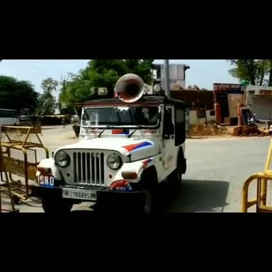 चिड़ावा: चिड़ावा में पति-पत्नी के झगड़े में 2 पक्ष आए आमने-सामने, दोनों पक्षों के 5 लोग हुए गिरफ्तार #mandrellanews #chidawa