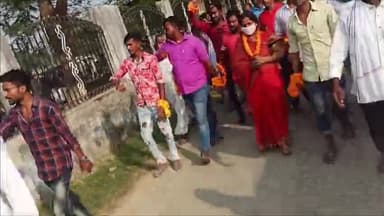 परिहार: सरिता यादव के नामांकन में उमड़ा जनसैलाब, निश्चय ही होकर रहेगा परिहार विधानसभा में बदलाव। 
#SaritaYadavforParihar