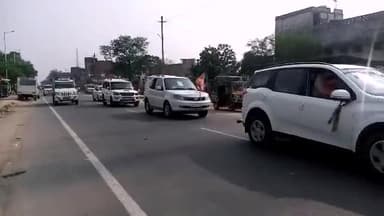 दरौंधा: दरौंधा NDA विधायक प्रत्याशी व्यास सिंह ने समर्थकों के साथ दरौंधा बाजार पर की रोड शो #चुनाव #रोडशो