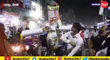 दिल्ली मे़ #योगीसेना के हजारो कार्यकर्ता अर्नव गोस्वामी के पक्ष मे़ सड़को पर, शिव सेना के खिलाफ प्रदर्शन....
