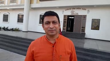 रायपुर: #Marvahi में #congress को मिली बड़ी जीत के बाद पूर्व मुख्यमंत्री #DrRaman को #Rajneeti से #सन्यास ले लेन चाहिए-#congress