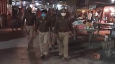 सेवराई: सेवराई एसडीएम रमेश मौर्य के नेतृत्व में गहमर पुलिस ने भदौरा बाज़ार में निकाला पैदल मार्च #पैदल_मार्च