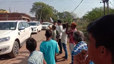 नवागढ़: नवागढ़ : ग्राम बोरतरा से ग्राम नवलपुर में विधायक श्रीमान गुरुदयाल सिंह बंजारे जी का आगमन रैली #gurudayalsinghbanjare