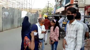 नाथद्वारा: नाथद्वारा में जागरूकता अभियान के तहत मास्क वितरण व चालान काटने के लिए गठित किए गए दल #जागरूकता_अभियान