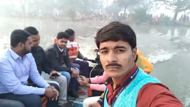 जयनगर: छठ महापर्व के दौरान मित्रों के साथ।
#Chhath2020 #ChhathPuja #Chhath #छठ #छठमहापर्व #2020 #SSYadav #JaynagarNews @SSY108
