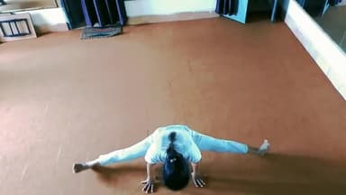 full split, front to back
#yoga #MyLifeMyYogaIndia #MyLifeMyYoga
#join my yoga class