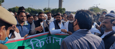 नूह: #DCmewat #tehsildar के मार्फ़त विधायक #चोधरी_आफ़ताब_अहमद जी ने ज्ञापन सौंपा!!