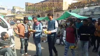 किसान बिल के समर्थन में पंपलेट के माध्यम से किसानों को नए कानूनों के बारे में बताया।#modiwithfarmers