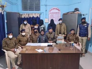 नारायणपुर से #अपहृत 9 वर्षीय सूरज को पुलिस ने बरामद किया। तीन अपराधी गिरफ्तार।