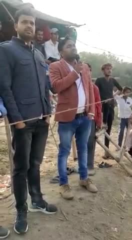 कल *अवधेश भाई #बिलरख* के अनुग्रह पर *#क्रिकेट_टूर्नामेंट* पर *#मुख्य_अतिथि* के रूप में *#उद्घाटन करने क अवसर मिला*।