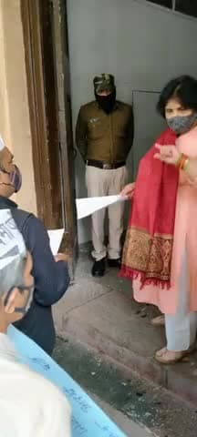 आप इंदौर के द्वारा किसानो के समर्थन में राष्ट्रपति को ज्ञापन #indore #aamaadmiparty #farmerbill
