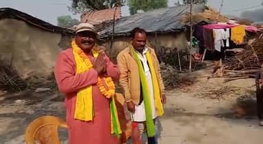 #स्टेटस बार-बार क्या लिखूं....
समय आने दो #इतिहास लिखूंगा....
#जनसत्तादल_गंगापार_प्रयागराज🙏🙏🙏