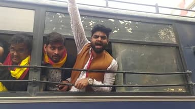 सरदार सैनिकों की बनारस किसान रैली मे हमारी गिरफ्तारी
#अभिषेक_चौधरी
#जिला_अध्यक्ष_युवा_मंच
#सरदार_सेना