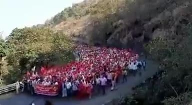 मुंबई में राजभवन मार्च की तैयारी में किसान
#FarmersProtest #FarmLaws2020 #Mumbai #Khabardar