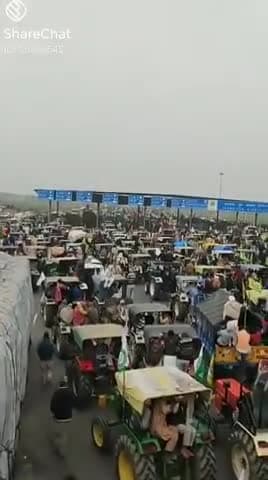 आपकी लाठियाँ टूट जाएंगी साहब किसानों की हड्डियाँ बहुत मजबूत होती हैं|
#जयजवान_जयकिसान