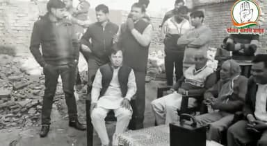 ।।जुल्म के साए में लब खोलेगा कौन,
अगर हम भी चुप रहे तो फिर बोलेगा कौन।।
#सँविधान_चौपाल_हापुड़_जिला_हापुड़
#नरेश_कुमार_भाटी