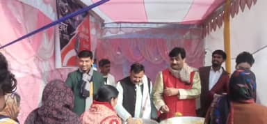 झटपट न्यूज और ओहो म्यूजिक कंपनी के उद्धघाटन में बतौर अतिथि #gopalraisinger द्वारा भंडारा में प्रसाद वितरण किया गया।