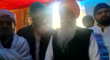 आज सिंधु बॉर्डर पर हरियाणा शिविर में पत्रकारो के सवालों का जवाब
#किसानआंदोलन
#bkuharyana
#farmersprotests