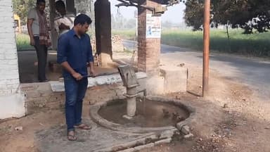 ग्राम सभा बहराइच निवासी सूरज मिश्रा प्यास से व्याकुल पक्षियों को नल चलाकर नहलाया व पानी पिलाया #वास्तविक_सेवा_भाव_दया