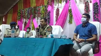 #नौतनवा,#सुनौली,#ठूठीबारी #व्यापार मंडल ने #एडीजी अखिल कुमार से #बॉर्डर क्षेत्र के समस्याओं को अवगत कराया देखिए वीडियो।