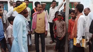बाँदा: जिलापंचायत सदस्य हेतु जनसंपर्क के दौरान ग्राम #लौली में पाइप लाइन #टूटने की सूचना स्थानीय अधिकारियों दी #PC पटेल