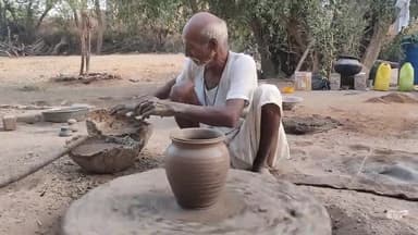 #मटकि #सराणा आज भी पूर्वजों के हाथों की हुनर की कलाएं है बरक़रार प्रजापतो के परिवारों में