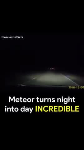 Meteor Turns A Night Into day Increadible what A Video ❤️❤️
#meteor
#india
#usa