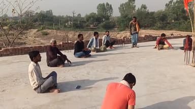 आज #भोला जी भाईसाहब #खण्ड प्रचारक #बिसंडा जी के उपस्थित में ग्राम #भदेहदू के मां #गौरियादाई मन्दिर में शाखा लगाई गई #PC