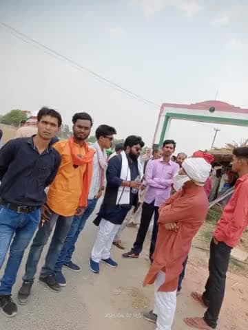 अपने निर्वाचन क्षेत्र #रामपुरसंग्रामगढ़ प्रथम में अपने सहयोगियों के नामांकन के दौरान #आलोकभैय्या
#VoteForAlokBhaiyya