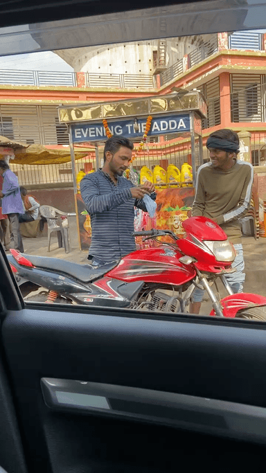 बिना मास्क सड़कों में घूमता कांग्रेस नेता खुद को बड़ा समाज सेवी बताता है 🔥
#aloktiwari55
#aloktiwari55office