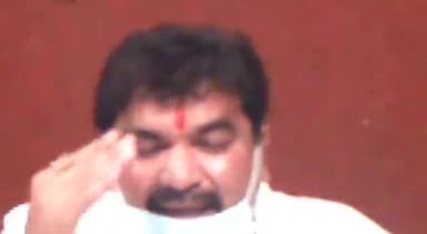 विधायक #SanjayShukla का ऐलान
---अगर प्रशासन 2 दिन में ऑक्सीजन व इंजेक्शन की व्यवस्था नही करता है तो में संजय शुक्ला रा
