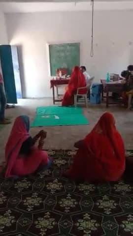 महिदपुर: महिदपुर तहसील के गांव लसुडिया श्री पत मे कोविड-19 मे वैक्सिंन के टीके लगाए गए 🙏
#follow_like 🙏