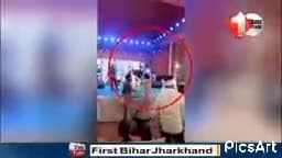 #Akshara #Singh के #कार्यक्रम में #थिरके #बाहुबली #Munna #Sukhla, #Bihar में #Night #Curfew की कर दी #‘ऐसी-तैसी’