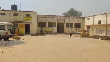 गढ़वा: सदर अस्पताल के कोविड सेंटर में एक सौ बेड हुए ऑक्सीजन युक्त, सीएस ने दी जानकारी
#ऑक्सीजन #बेड