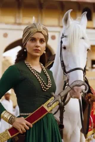 ट्विटर ने कंगना रानौत का अकाउंट किया सस्पेंड
#kangna #twiter #bollywoodnews #pmoindia #news24 #mumbaipolice @newjplus