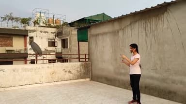 During The Present #Pandemic Times, #Jessica Continues Her #Boomerang Practice On Our Terrace, So Proud Of Her.. ❤🇮🇳