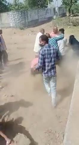 #भीलवाड़ा : पिता की चिता की अग्नि भी शांत नहीं हुई उससे पहले तीनों बेटों ने श्मशान में ही जमीनी विवाद कर जमकर मारपीट की