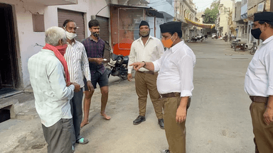 राजसमंद: नगर परिषद वार्ड छेत्र में RSS द्वारा काड़ा वितरण किया गया ओर सदस्य गण काड़ा बनाने की विधि बताते हुए #rss #gocorona # @rahulacharya517