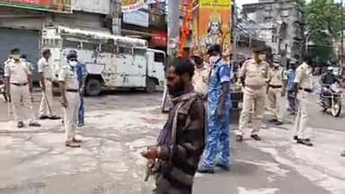 पुलिस पर नकली बंदूक तांता एक पागल युवक
किशनगंज गांधी चौक
#newsmapnetwork #kishanganj #Lockdown
