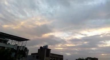 अलवर: #ताऊ ते के बाद शनिवार प्रातः आकाश में बनी प्राकृतिक कृति