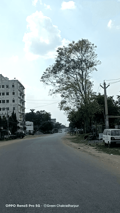 LOCKDOWN 2021 NH 75 kusum kunj More ka video
GREEN CHAKRADHARPUR VIDEO
#chakradharpur
#coronaupdates #corona_worriers