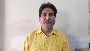 केवीके भोजपुर के हेड डॉ द्विवेदी ने #ताऊते केबाद बंगालकी खाड़ी में बने #यास #तूफान से बचाव की जानकारियां #किसानों को दी।