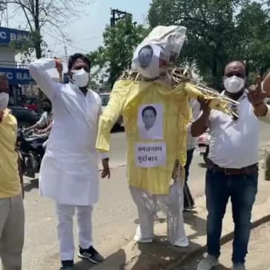 पथरिया: #DeshVirodhiKamalnath
देश द्रोही कमलनाथ की गिरफ्तारी की मांग करते हुए, मध्यप्रदेश में 173 स्थानों पर पुतला दहन किया गया