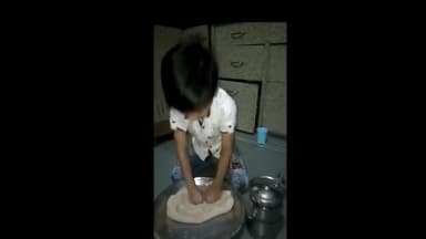 बून्दी तालेड़ा .. देखिए लॉक डाउन में बच्चे कैसे कर रहे अपनी मम्मी की हेल्प वीडियो हुआ वायरल #कोरोना_वायरस #लॉक डाउन