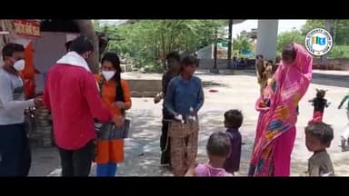 @renudevda1061 द्वारा जरूरत मन्द लोगो को भोजन वितरण पिछले एक महीने से निरंतर जारी #RenuDevda #RenudevdaNsui