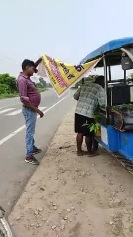 #मेरे_दोस्तों, आज भगवान की कृपा से 100 पेड़ पौधे वितरण के संकल्प को ईश्वर ने  108 की शुभ संख्या पर पहुचाया 🙏🙏🙏